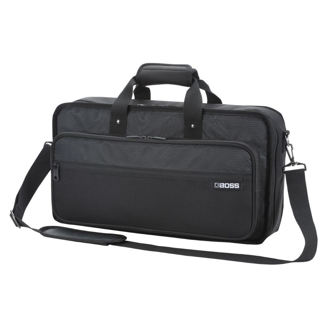 BOSS CB BM M Легкий корпус для мультиэффектов среднего размера черного цвета 12690₽