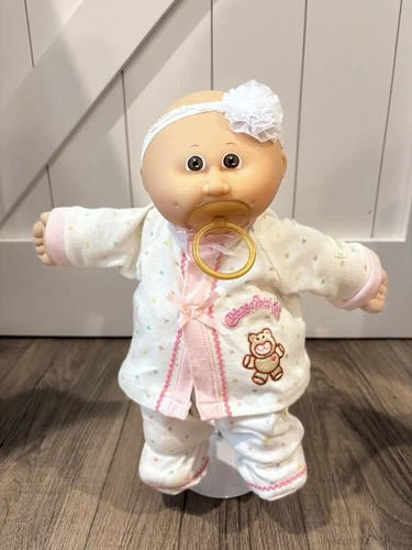 1985 cabbage patch preemie bald hm#4 with pacifier and cpk bear outfit #B505 D