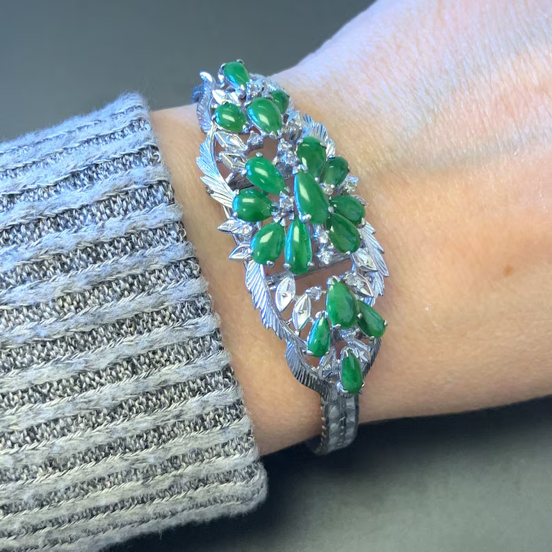 Vintage Jade & Diamonds 18K White Gold Cluster Bracelet Vintage Jade & Diamonds 18K White Gold Cluster Bracelet