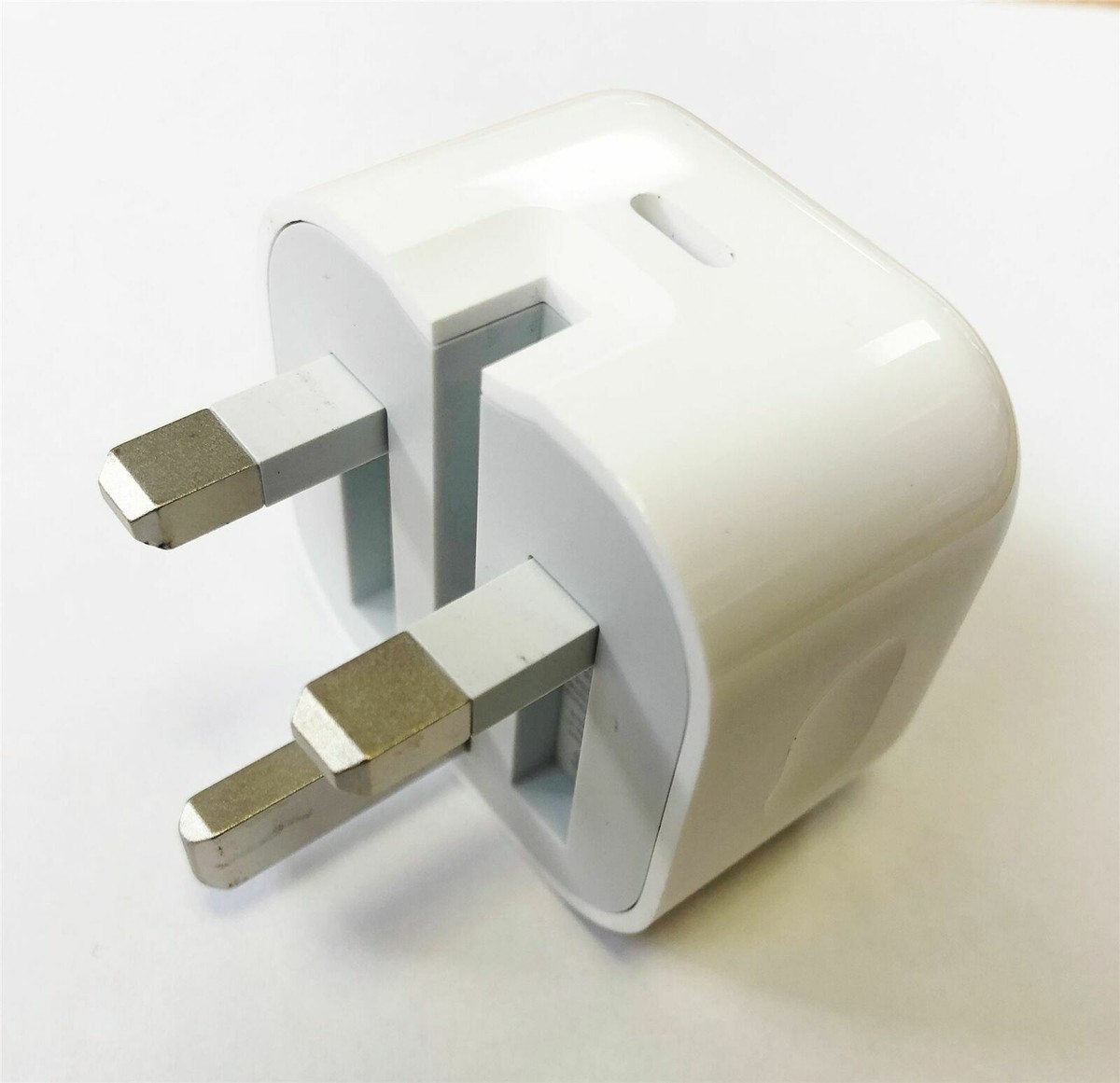 Genuine Apple A1696 18W USB Type C Mains Charger / Adaptor for