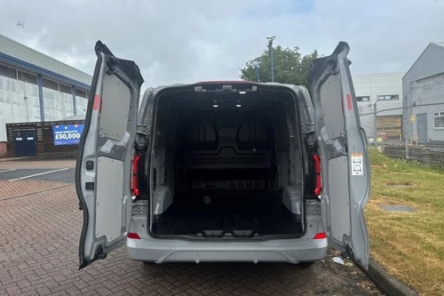 2024 Ford E-Transit 320 Sport AUTO L1 SWB RWD 160kW 65kWh Low Roof, HEATED FRONT - Picture 6 of 24