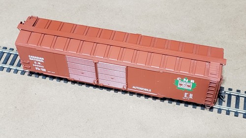 Life-Like P2K - HO Canadian National (CN) 50' Double Door Auto Box Car #599003 - Picture 5 of 15