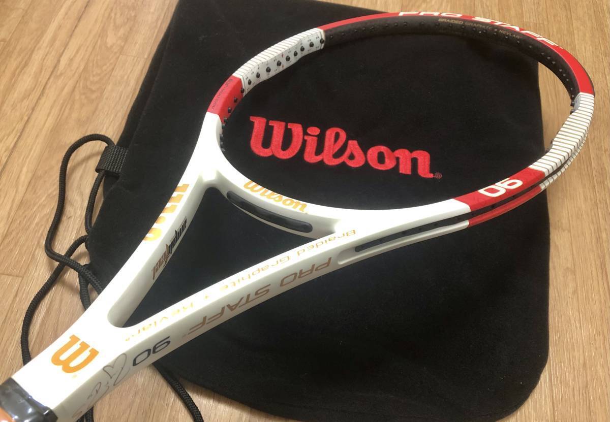 Wilson Pro Staff 90 Federer Signature 2014 Tennis Racquet 4 Wilson Pro Staff 90 Federer Signature 2014 Tennis Racquet 4