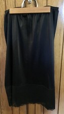Vtg Lorraine Black Silky Nylon Scallop Floral Lace Trim Half Slip Sz Medium USA
