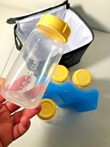 Breast Milk Carrier Kit Travel Cooler Day #57016 Bottle Freezer Pack Feeding