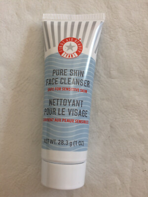 First Aid Beauty Pure Skin Face Cleanser 28,3 g
