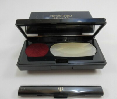 CLE DE PEAU Beaute Lip Color Compact 102  Size 2.5 g New in Box.
