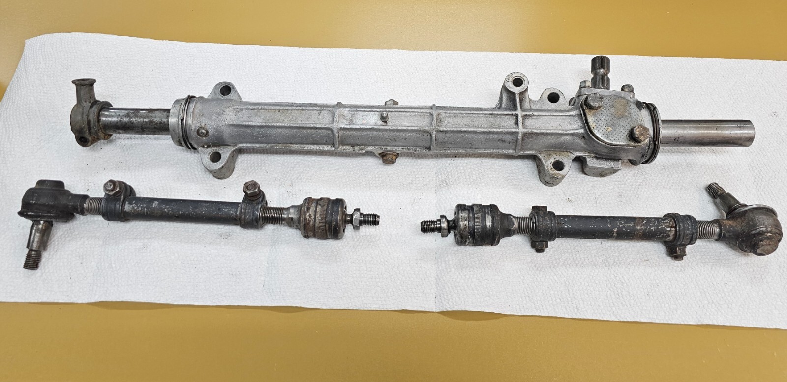 Lamborghini Miura steering rack, late version