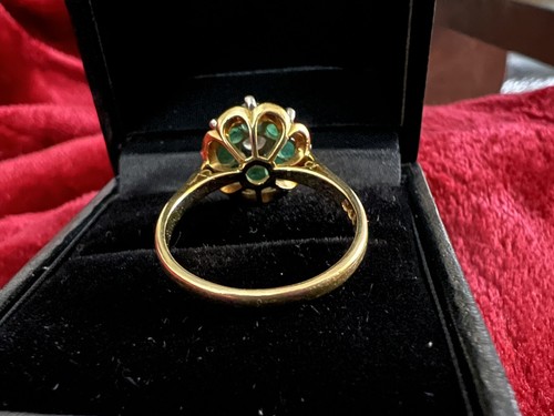 emerald and diamond ring 18 ct gold - Picture 4 of 22