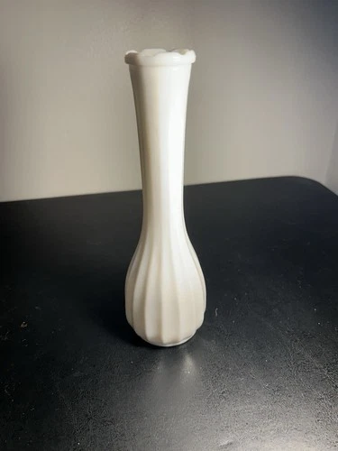 Vintage Fenton Milk Glass Bud Vase Ribbed Swirl Fluted Top White 8” USA