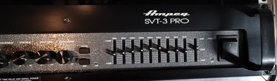 Ampeg SVT3 Pro bass amplifier  450 watts 