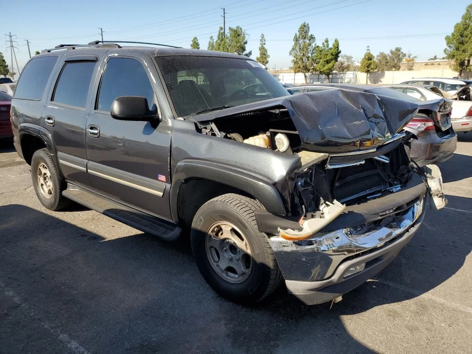 Vidrio trasero derecho usado para puerta trasera se adapta a: Chevrolet Tahoe 2005 con tinte de privacidad trasero R Foto 4 de 4