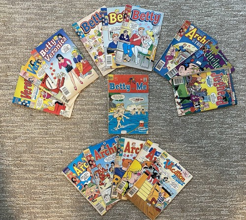Archie Comics - 15 Comic books Including innuendo Betty & Me Issue 16