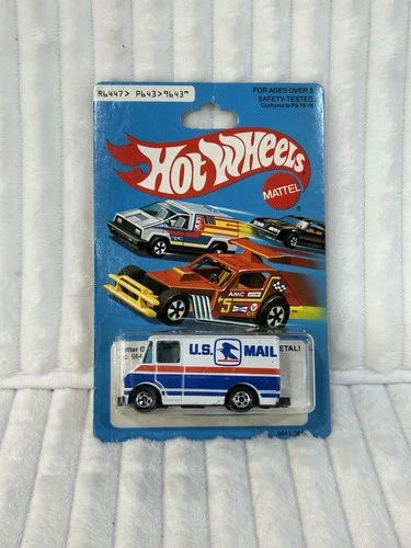 Hot Wheels Vintage Blackwalls Letter Getter Us Mail Truck  Redlines Sealed Orig