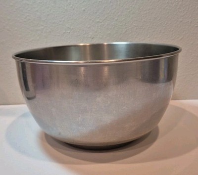 Hamilton Beach 2.5 Quart Original Mixing Bowl 8 1/2'' Stainless Steel WI USA