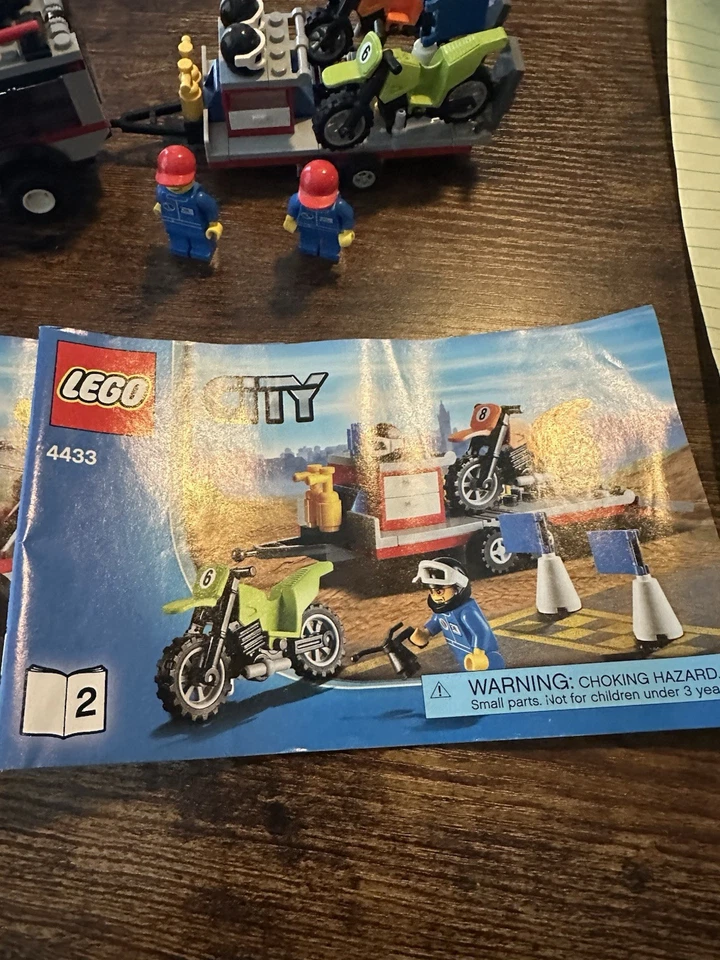 LEGO City: Dirt Bike Transporter (4433) 99% completo con instrucciones Foto 4 de 4