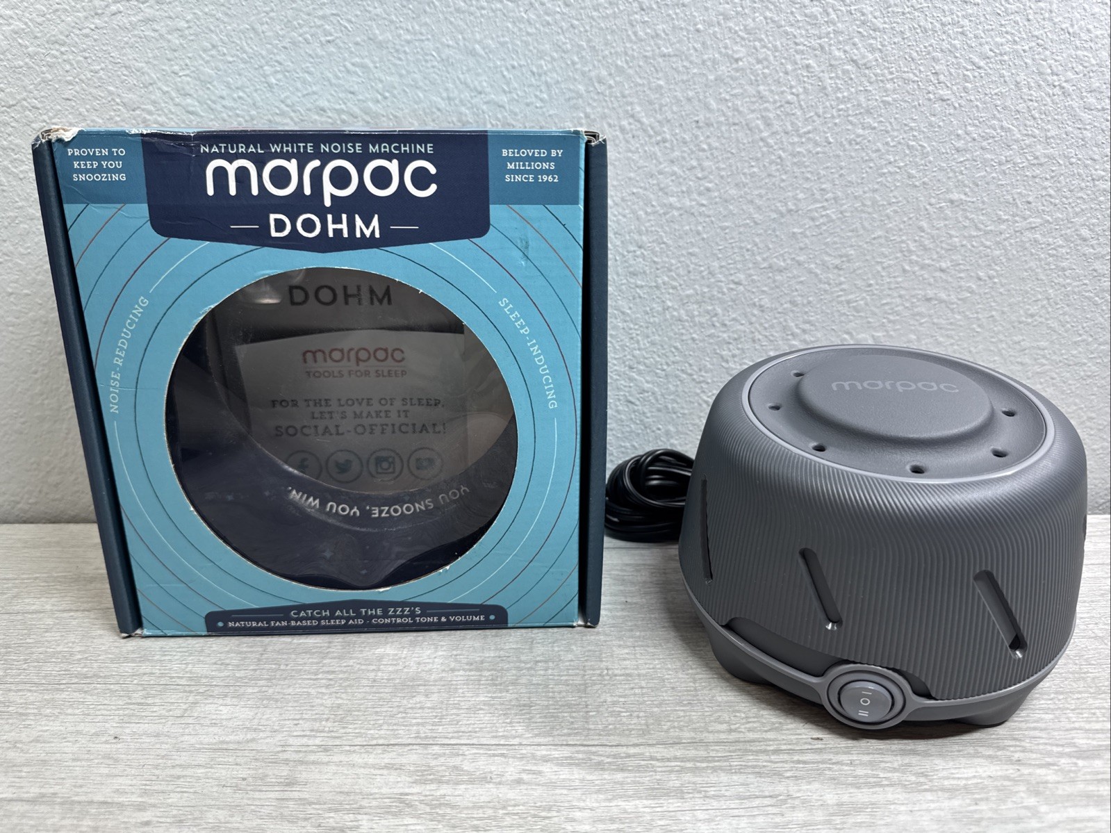 Yogasleep Dohm White  Noise Machine –Model EM1DSUSCH – Tested Works – Gray
