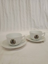 Royal Limoges Tassen & Untertassen weiß rund Abzeichen Griff Bry-Sur-Marine