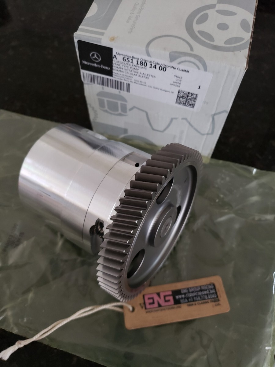 A6511801400 MBENZ SPRINTER ENGINE OIL PUMP OEM NEW A6511800400