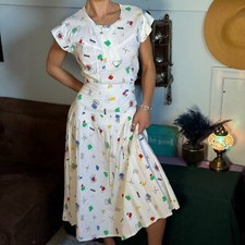 Vintage 1950s Top  Skirt Set Patterned All Over Print 2-Piece Set In White