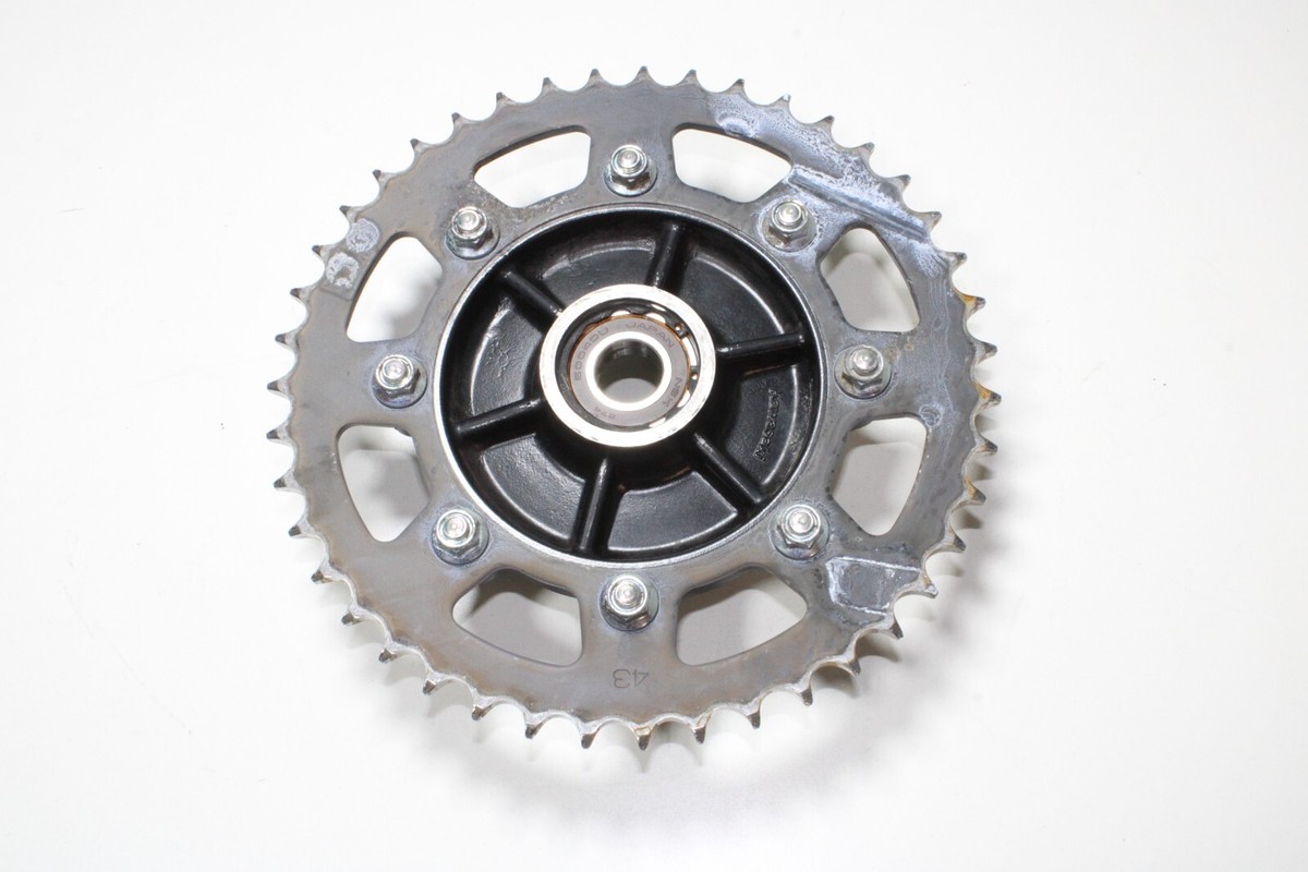 2007 84-18 KLR650 REAR WHEEL HUB COUPLING 43T SPROCKET ASSEMBLY