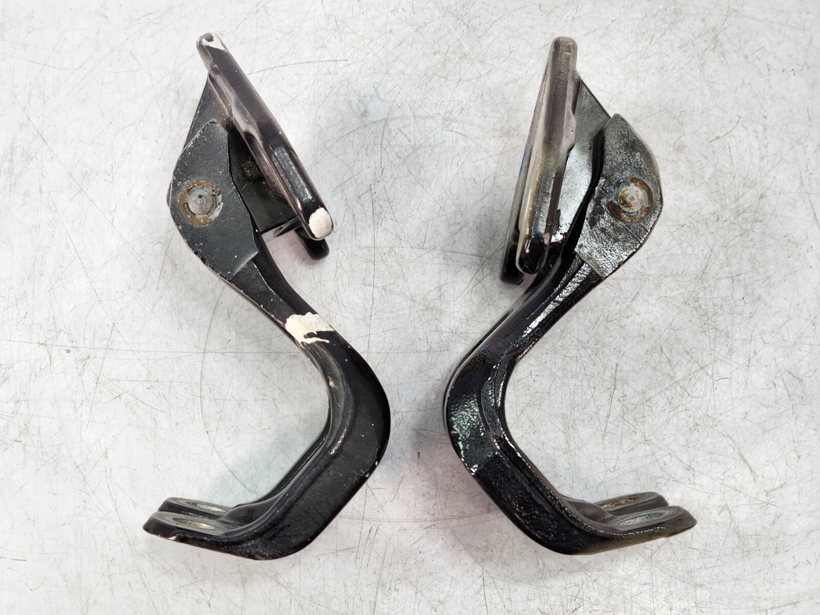✅ 11-16 OEM Ferrari FF Front Left Driver Door Hinge Upper Lower Black SET