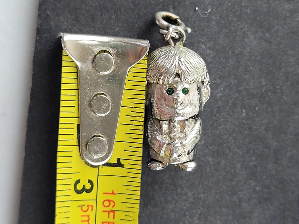 Berloque articulado sorriso menino puxar cabeça mensagem sorriso olhos strass tom prata - Imagem 4 de 4