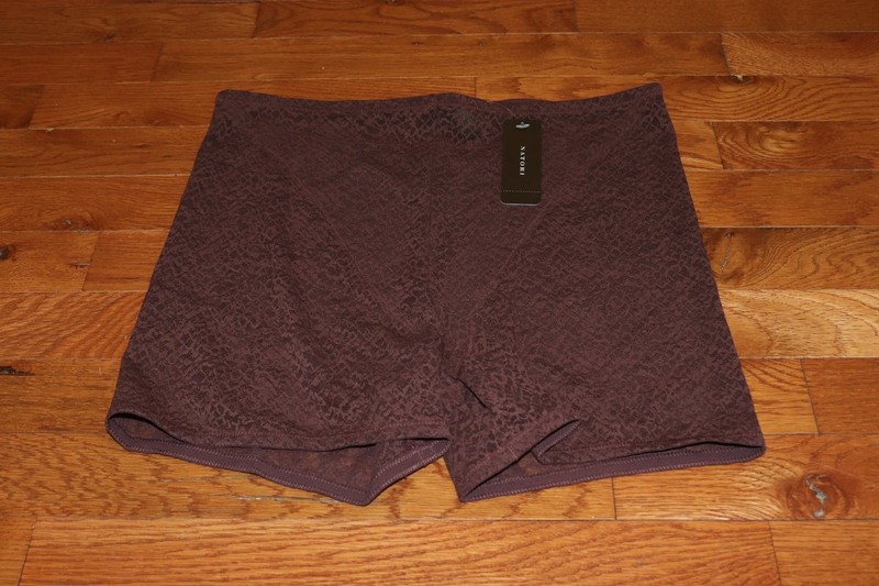 BNWT Natori Pretty Smooth Shortlette Size Large MSRP $50!!
