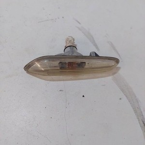 BMW 3 Touring E46 Kotflügelblinker vorne rechts 4166r 2.00 Diesel 34311903