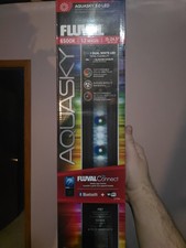NEW- Fluval Aquasky 3.0 LED 12-Watt 15"-24.5" Bluetooth Aquarium Light 16640