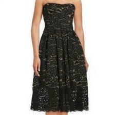 Vera Wang Bustier Lace Strapless Dress Black Fit and Flair Cocktail size 6 $348