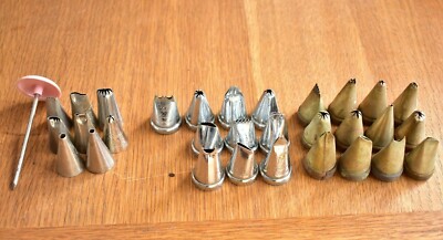 29 VINTAGE TALA & ATECO TORTENDEKORATION / SPRITZDÜSEN + 1 ROSENMACHER