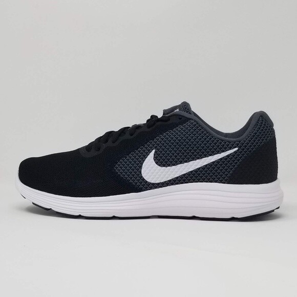 wmns nike revolution 3