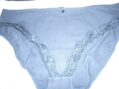 H&M - Mieder-Slip  52/54  m.Spitze  Taubenblau   sehr hübsch   NAGELNEU