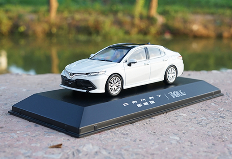 diecast camry