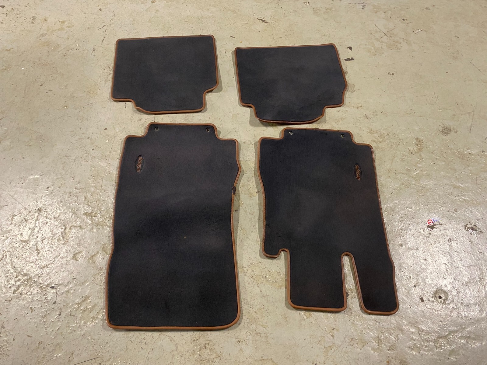 OEM MERCEDESBENZ W220 S CLASS 200006 SET OF 4 DESIGNO CARPET FLOOR