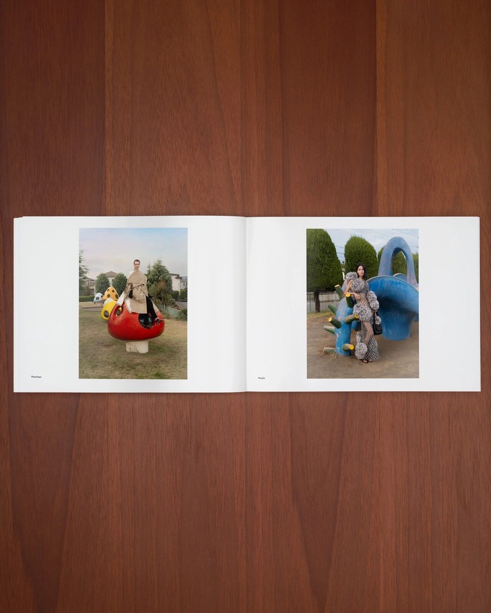 アート・デザイン・音楽 Bottega Veneta  Fanzine Summer 24 Summer 24 fanzine