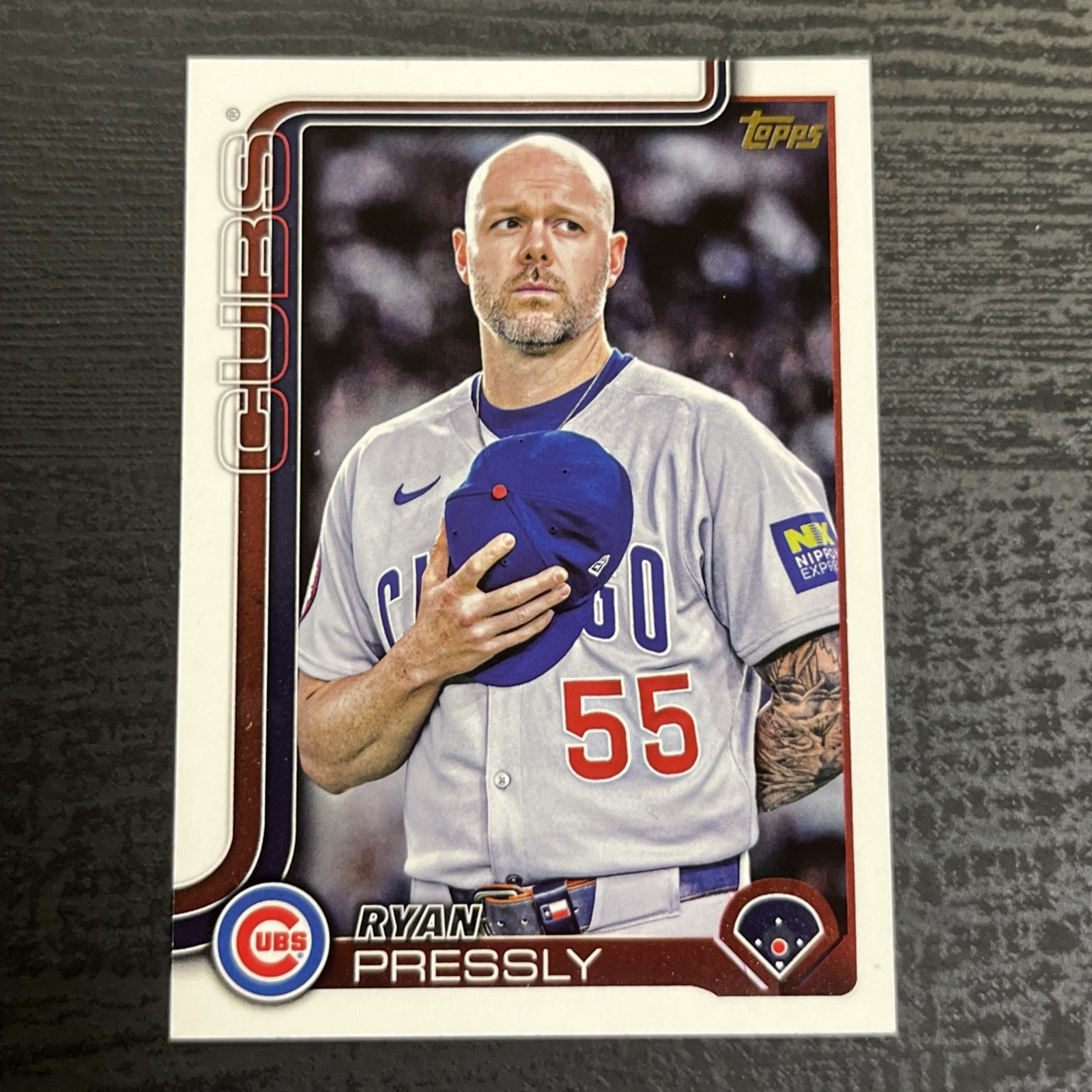 2025 Topps Update Series Ryan Pressly #US46 Golden Mirror Image Variations