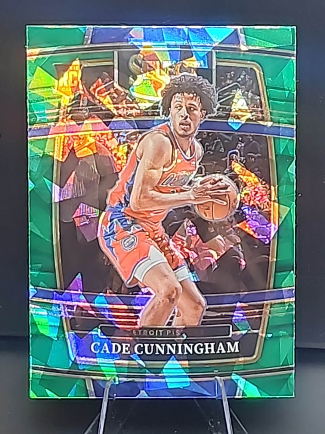 2021-22  Select Basketball- Cade Cunningham Green Cracked Ice (RC) #11