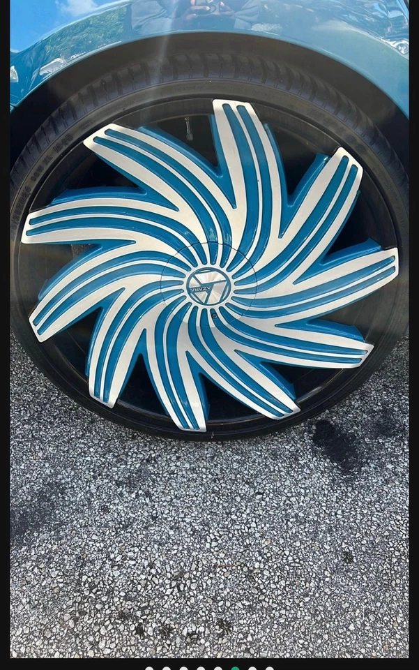 24inch Azara 255/25/24 Front Back 275/25/24 - Image 2 of 4