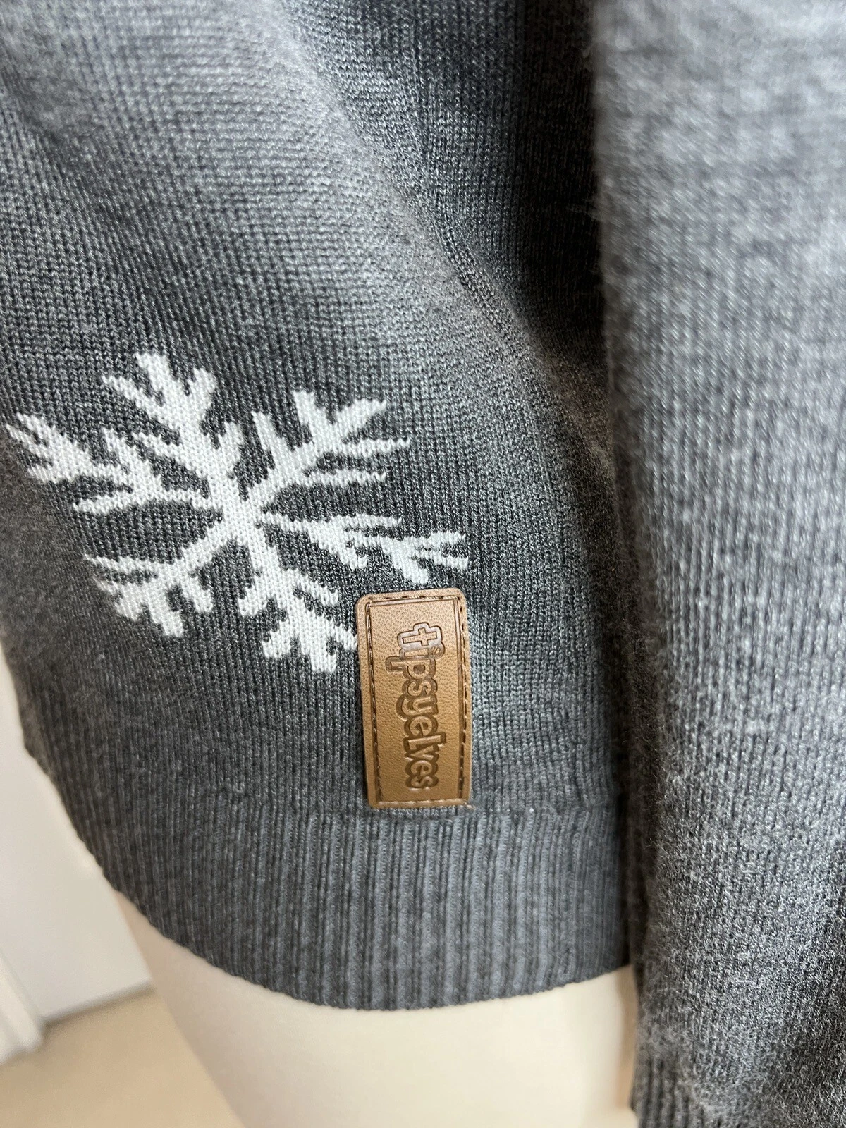 Tipsy Elves Sequin Santa Snow Flake Ugly Christmas Sweater Size Medium