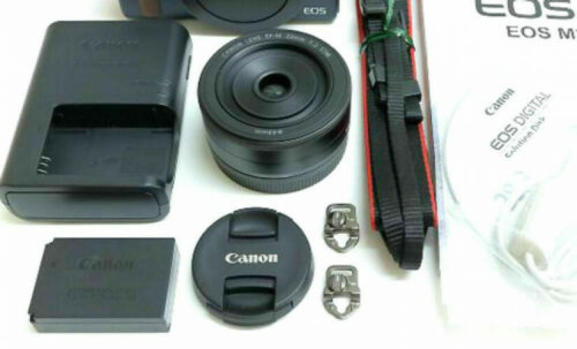 Canon EOS M 18.0 MP Digital Camera *Blue Kit w. EF-M STM 22mm Lens