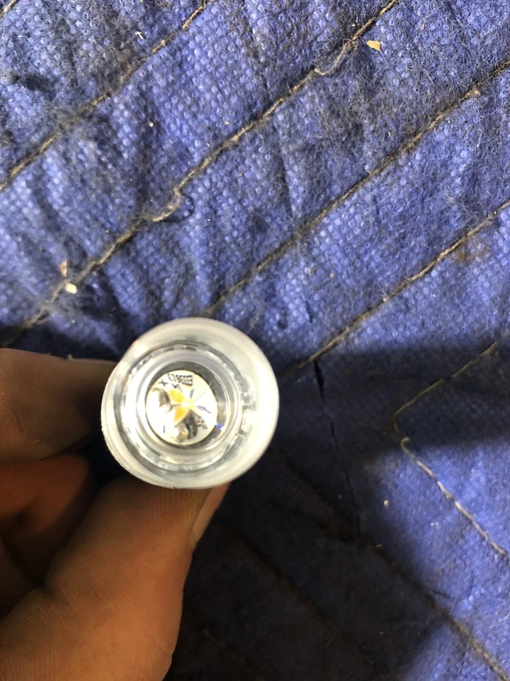 Halco 81100 JC20 2.3W 3000K - BA15s 10-15V Replaces 20W LED Miniature Lamp - Image 3 of 3