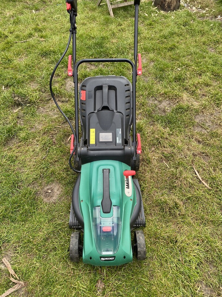 QUALCAST 36v LIION CORDLESS LAWN MOWER + BATTERY & CHARGER eBay
