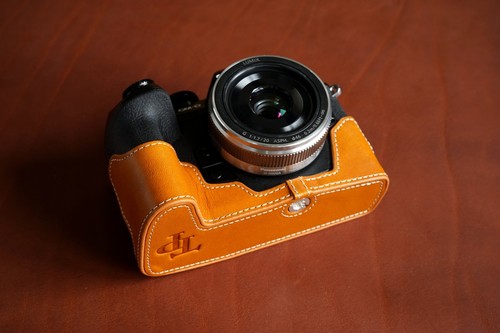 Real Leather Half Camera Case Bag Cover for Olympus OM-D E-M1 Mark II III - Picture 16 of 45