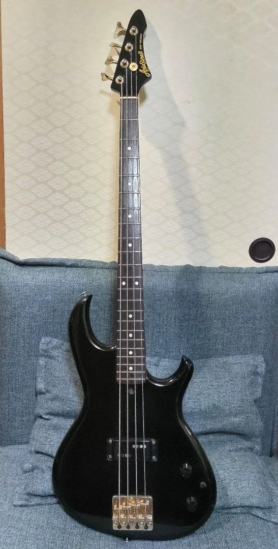 Aria Pro II RSB Deluxe 4String Bass In Black Gloss 393937, 46 OFF