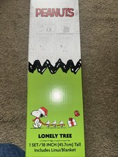 A Charlie Brown Christmas Tree with Linus's Blanket - New In Box