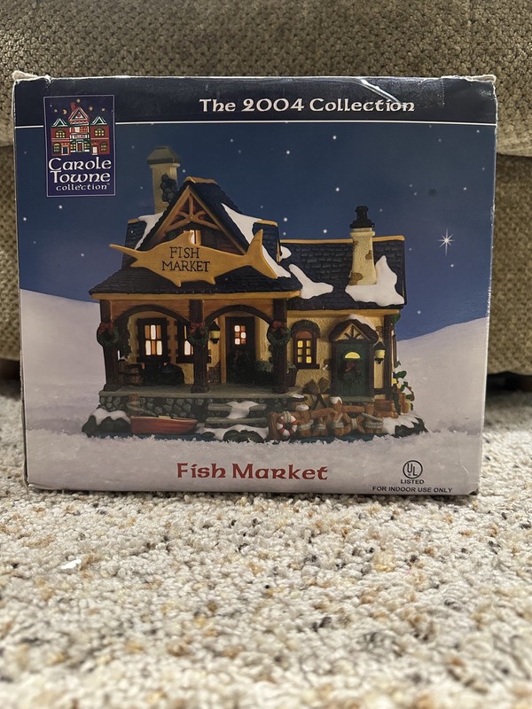 LEMAX Carole Towne Fish Market Lighted Christmas Village Collectible 2004