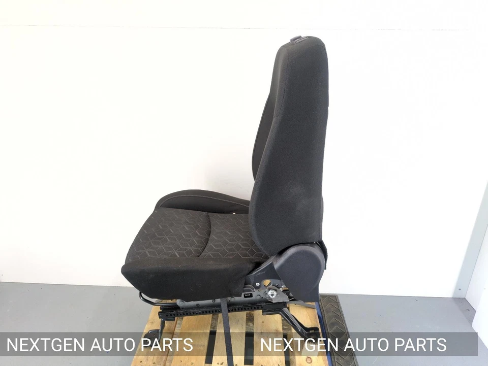 MITSUBISHI ASX 06/2019-2024 SEAT RIGHT FRONT XD CLOTH ES/LS - image 2 of 4