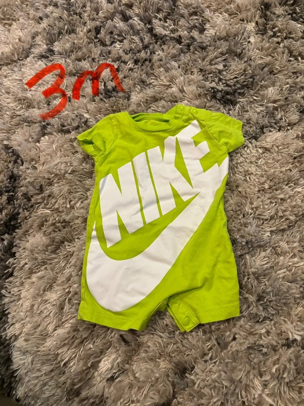 Boys Nike romper size 3 months short sleeve multicolor 